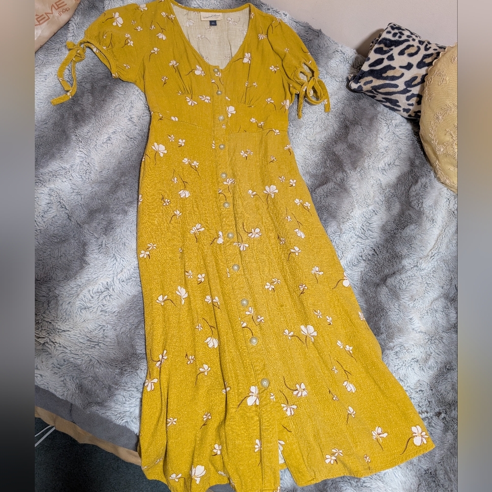 Yellow midi dress